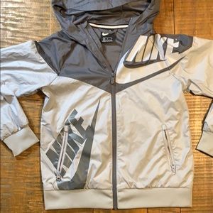 Nike Wind Breaker lightweight Jacket